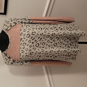Simply Southern button knit‎ top leopard print pink and black Womens